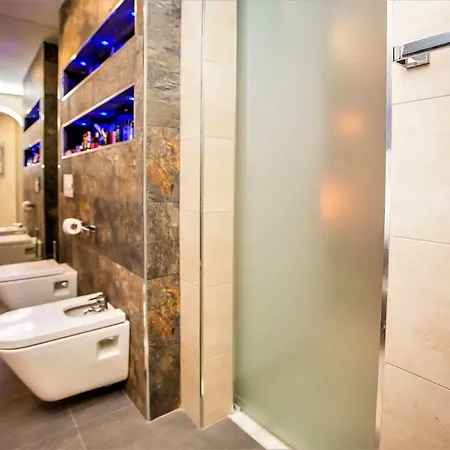 וילה Luxury With Swimming Pool And Jacuzzi מארבלה